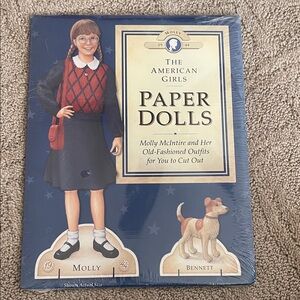 The American Girls Paper Dolls - Molly (Navy & Red)